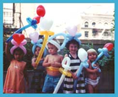 Balloon twisting kids party entertainment ny, balloon animals nyc, childrens party balloon artist ny manhattan, balloon sculptor nyc, balloon twisting childrens party entertainment ny, balloon artist nyc, balloon twisting ny, balloon animal twister kids parties nyc, balloon animal twisting ny, kids party balloon artist nyc, balloon twister ny, balloon animal twister childrens parties nyc manhattan Westchester Long Island CT NJ crafts for kids ny, childrens craft projects nyc, kids crafts projects ny, childrens party craft projects nyc, balloonist ny